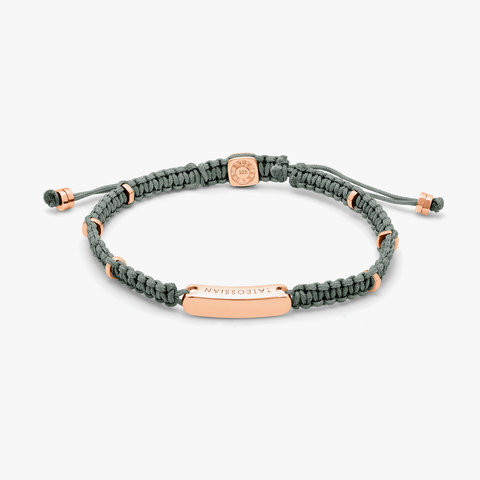 Grünes Makramee-Armband mit roségoldenem Stab